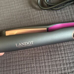 Pink and Rose Gold Hair Straightener - Women Hair Styling